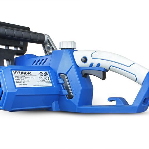 Hyundai 2400w 230v electric Chainsaw 16 inch 40cm bar HYC2400E